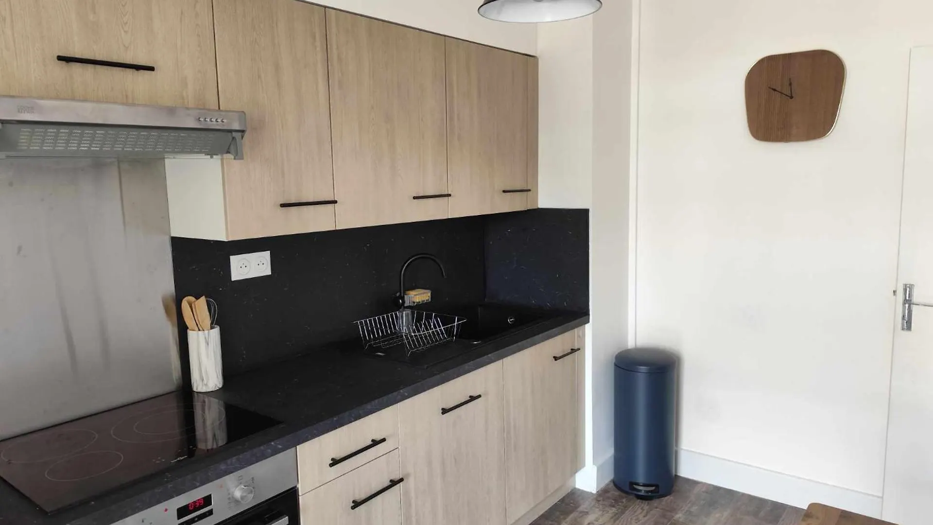 Laya Apartment Valence