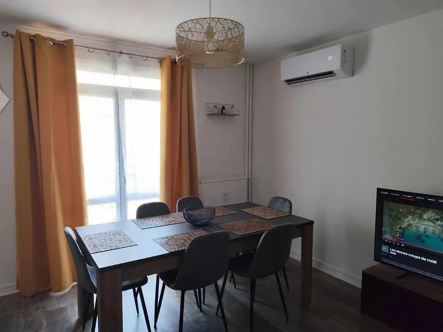 Laya Apartment Valence  0*, Valence (Drome) France